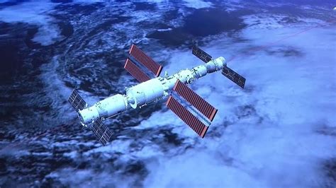 每日一词∣神舟十二号载人飞船 Shenzhou XII manned spacecraft - 中国日报网