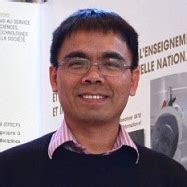 Fabrication and Characterization of 2D Nonlinear Structures Based on ...