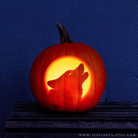 Wolf Pumpkin Carving Stencil: Halloween Jack-o-lantern Template ...