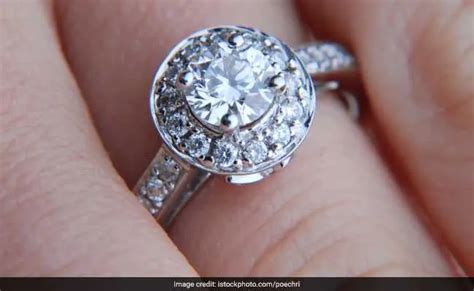 Woman staff throws diamond ring worth Rs 30 lakh into toilet commode ...