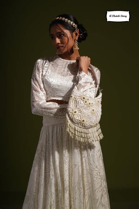 A Clutch Story - Premium handcrafted Clutches and Potlis Online India ...