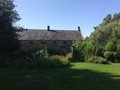 LOWER SEVERALLS FARMHOUSE (Haselbury Plucknett) - B&B Reviews, Photos ...