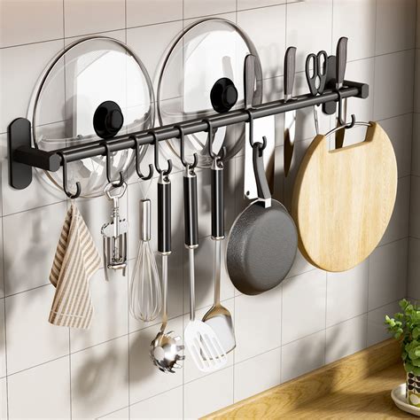 Kitchen Pans Hanging