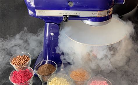 Liquid Nitrogen Ice Cream – Modern Culinary Academy