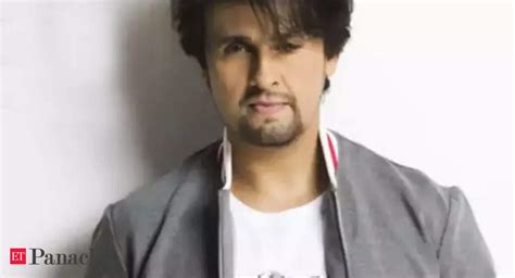 Sonu Nigam Attack news: Sonu Nigam manhandled in Mumbai during ...