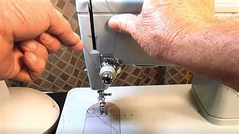 How to Thread a 1950 Singer Sewing Machine Needle 的图像结果