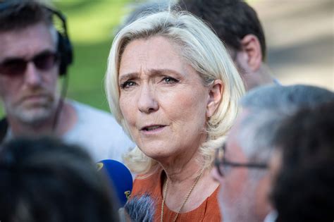 Marine Le Pen: Französisches Gericht in Pas-de-Calais bestätigt Entzug ...