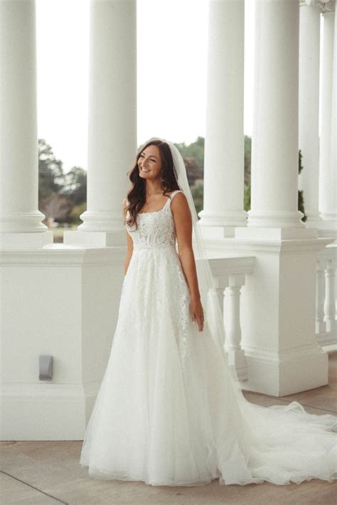 Oxford Street Wedding Dress Save 35% - Stillwhite