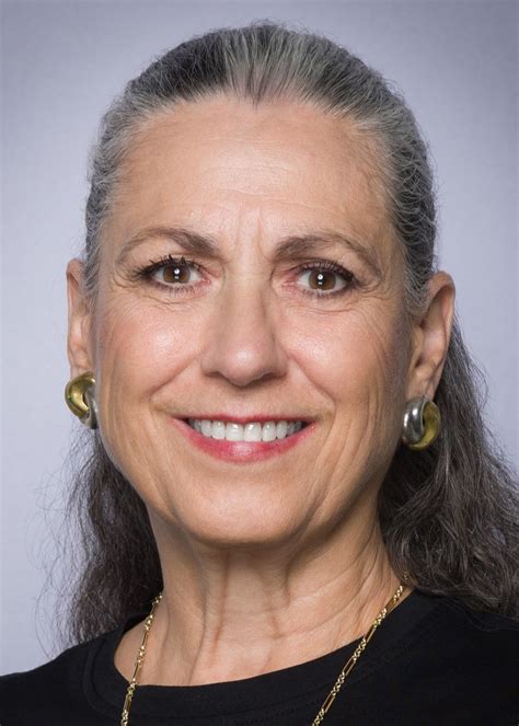 Maria Flores's Instagram, Twitter & Facebook on IDCrawl