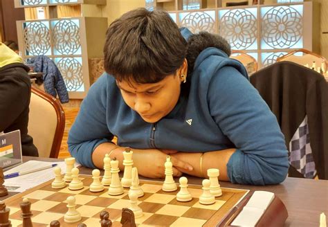 14-year-old Sahithi Varshini gains 242 Elo points, becomes a WIM ...