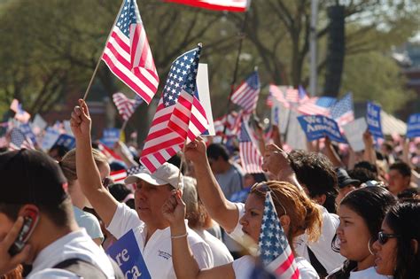 Advantages of Becoming a Citizen | Road to Status