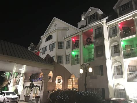 "2021" | Hotel Grand Victorian - Branson