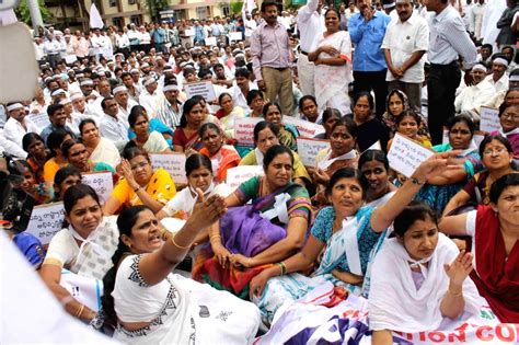 NGOs from Telangana region duirng a peace rally at AP Secretariat