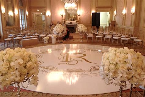 {Reception} custom-seamless-white-circle-dance-floor-with-gold-monogram ...
