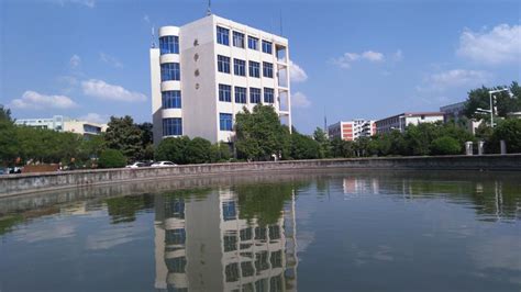 漯河职业技术学院怎么样是公办还是民办属于本科吗？学费多少钱