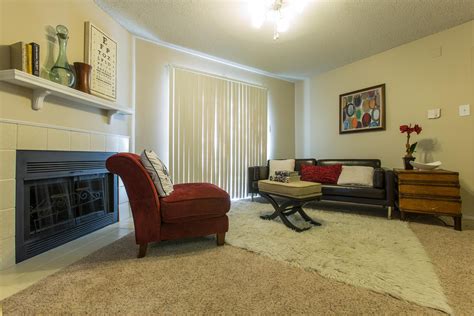 View Photos | Centre Oaks Apartments