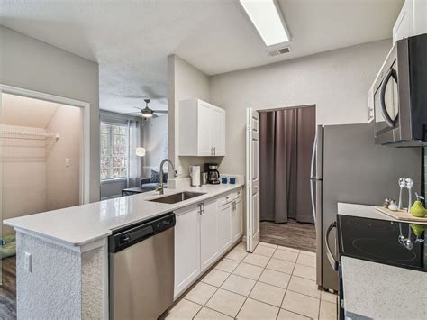 2211 Grand Isle Dr #27-1707, Brandon, FL 33511 | Zillow