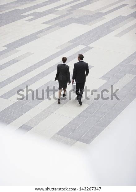 Business People Walking Melbourne Art 的图像结果