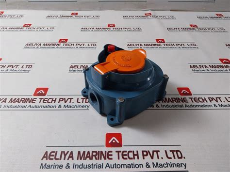 Legrand 32A-380/415V Plug Connector – Aeliya Marine Tech®