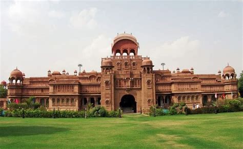 Beautiful Rajasthan with Mount Abu | 7 Nights 8 Days Couple Special ...