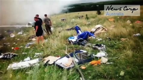 Plane Crash Victims Mh17 Bodies - Nataliya khuruzhaya, a duty officer ...