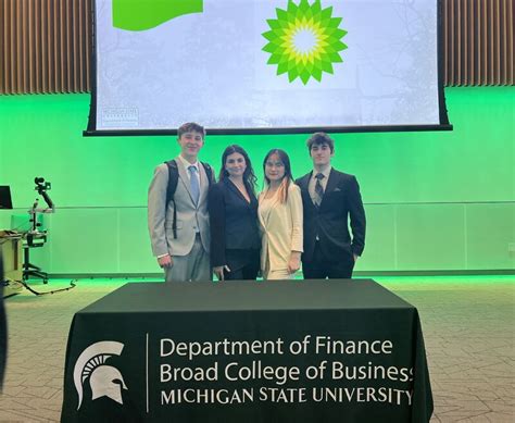 Dina Younes on LinkedIn: #business #finance #gogreen | 17 comments