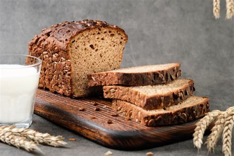 What is Rye Flour? 9 Amazing Health Benefits – Sattvic Foods