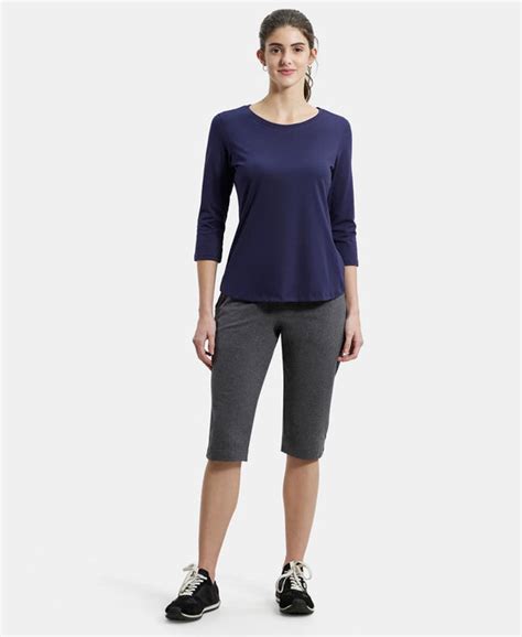 Buy Super Combed Cotton Rich Relaxed Fit Solid Round Neck Three Quarter ...