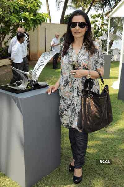 Arzan Khambatta's art event- The Etimes Photogallery Page 7