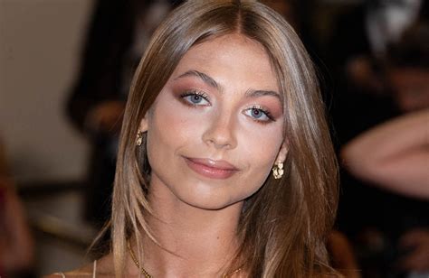 Stella Belmondo : les photos des vacances à Bali de la fille de Jean-Paul Belmondo - Elle