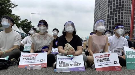 疫情二次爆发，韩国医生为啥选择集体罢工？-每日文摘-万维读者网（电脑版）