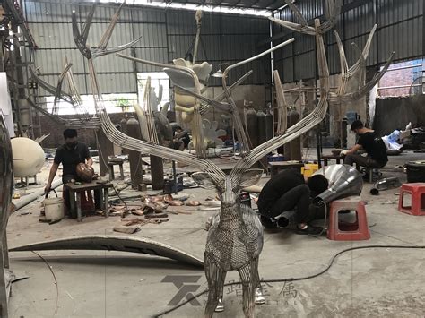 不锈钢镂空鹿雕塑，钢丝编织鹿雕塑 - 知乎