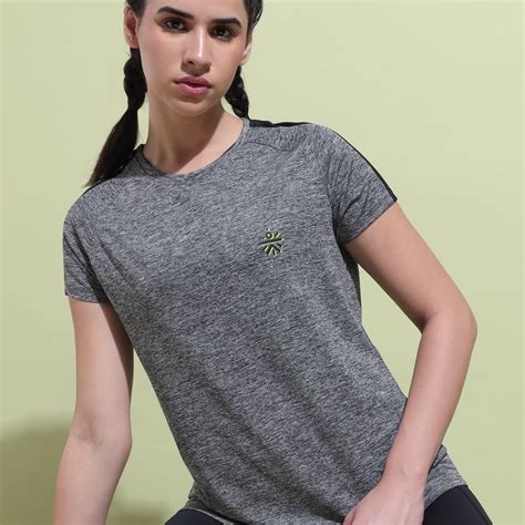 Performance T-shirt with Contrast Taping – Cult Store