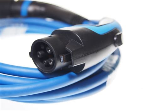 Which Electric Cars Are Compatible With Type 1 To Type 2 EV Charging ...