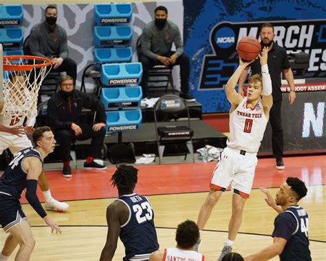 Philadelphia 76ers: Mac McClung signs a two-way contract