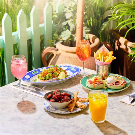 Bill's Restaurants | All Day Dining | Famous Burgers