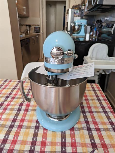 Ice Blue (Glossy) vs Mineral Water Blue (matte) comparison. : r/Kitchenaid