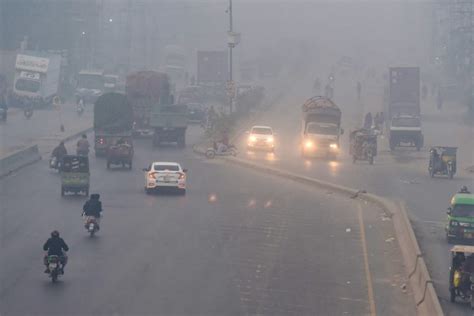 Lahore: World's most polluted city chokes in smog as air quality drops ...