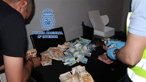Desmantelan una organización que traficaba con droga desde Colombia ...