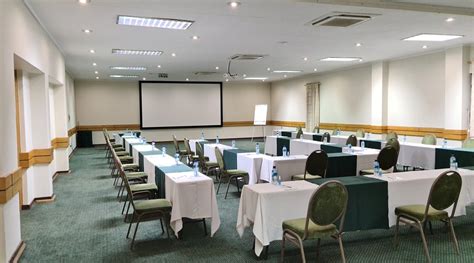 MIDWAY INN (Middelburg, Mpumalanga) - Hotel Reviews, Photos, Rate ...