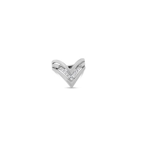 V-Shaped Statement Ring – Mashha