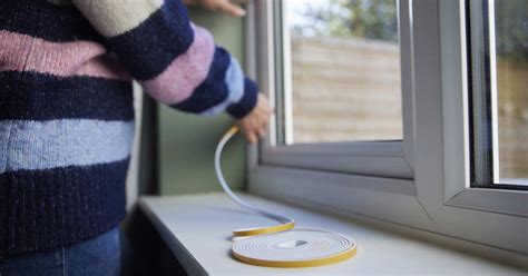 Cómo poner burletes en puertas y ventanas para mantener la casa ...