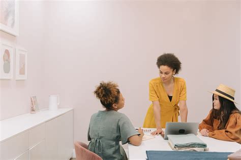 Communication Is Important Picture 的图像结果