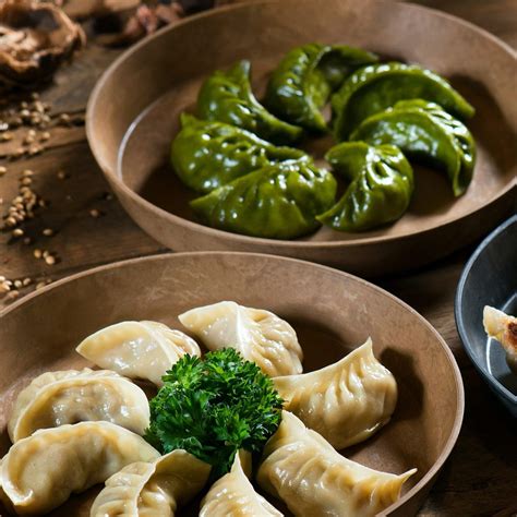 How healthy is a plate of momo?