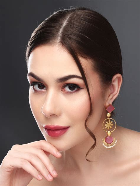Gold-Plated Three-Tier Geometric Drop Earrings – Anvik