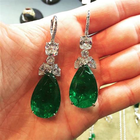 @thejewellcloset . Stunning Diamond & Emerald Earrings by @neligems ...