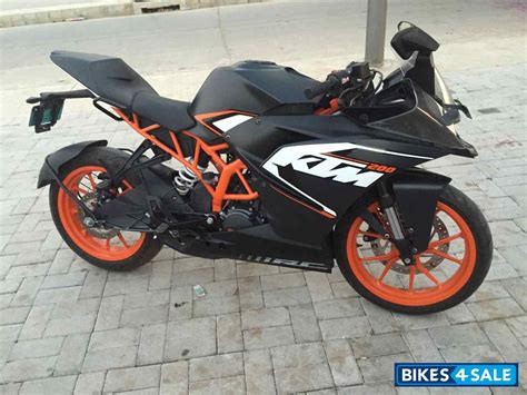Used 2015 model KTM RC 200 for sale in Ahmedabad. ID 119868. Black Mate ...