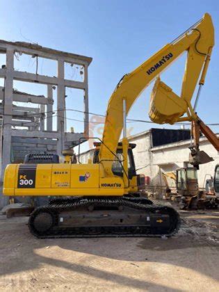 2022 Komatsu PC300 in China