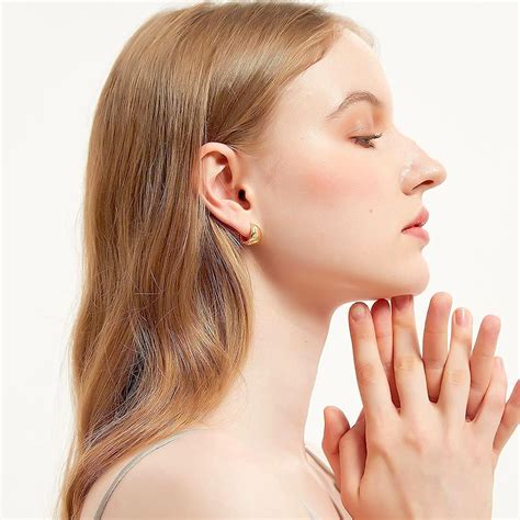 Salve Dome Small Chunky Thick Huggie Hoop Gold Earrings