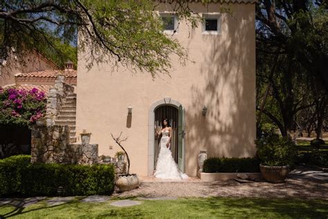 A multicultural wedding in Mexico where two cultures danced as one ...